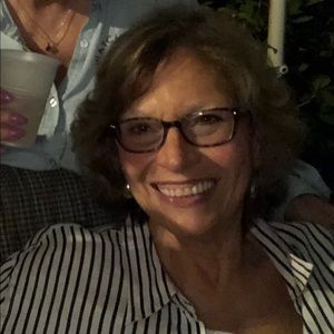 Meet your Posher, Lorraine